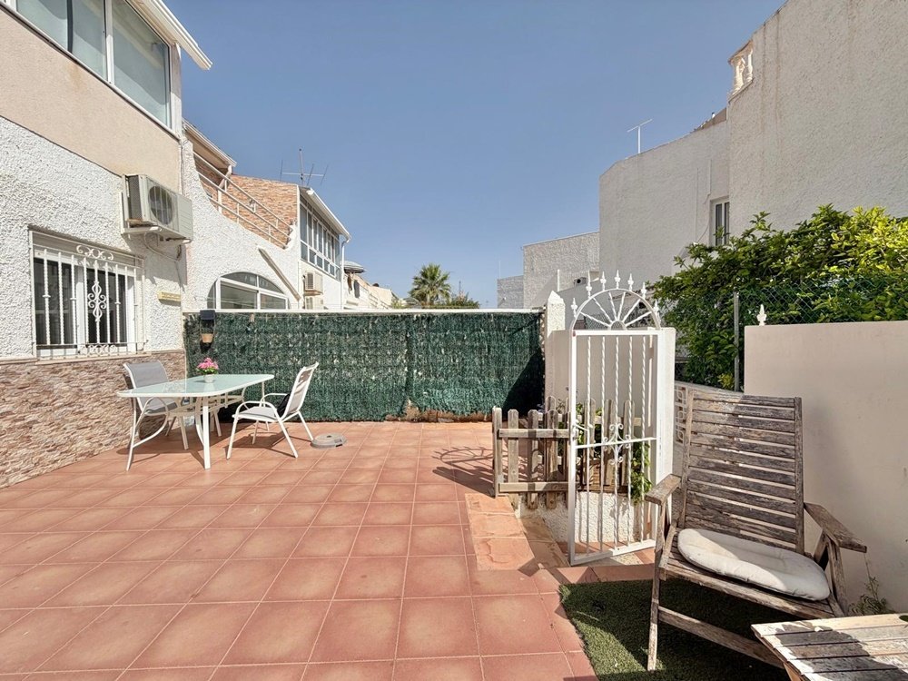 Bungalow in Torrevieja — image 4